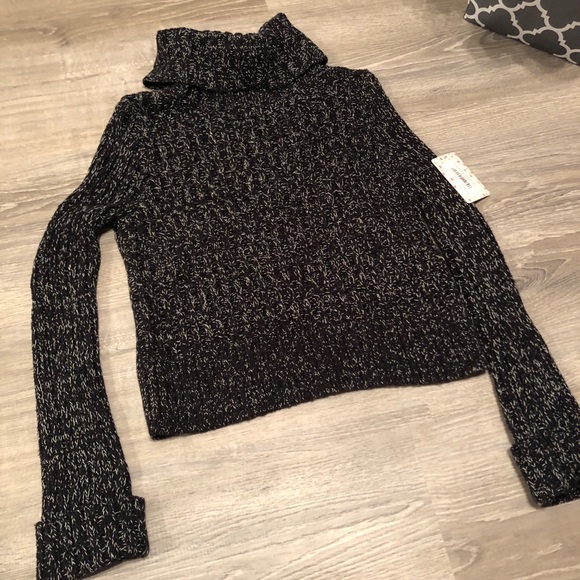 Free People Sweaters - NWT Free People Sweater - Small